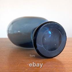 Kosta Vicke Lindstrand Swedish Teardrop Footed 10 1/2 Blue Glass Vase LH 1604