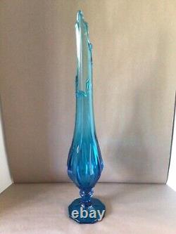 L E Smith Bluenique Dominion Footed 9 Panel 23-5/8 Glass Floor Swung Vase MCM