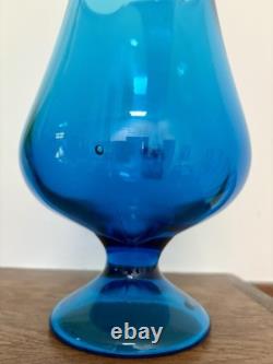 LE Smith 19.25 Blue Simplicity Swung Glass Footed Pitcher Vase