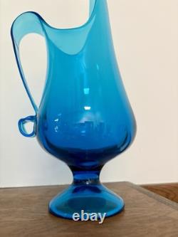 LE Smith 19.25 Blue Simplicity Swung Glass Footed Pitcher Vase