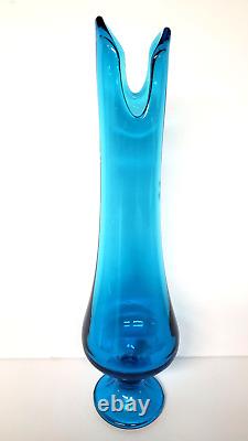 LE Smith Blue Glass Swung Vase Footed 16 Glass Vintage MCM