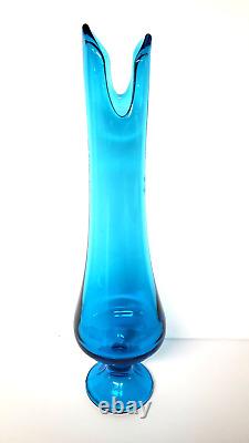 LE Smith Blue Glass Swung Vase Footed 16 Glass Vintage MCM