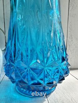 LE Smith Peacock Blue Diamond Butt 22 MCM Swung Glass Vase