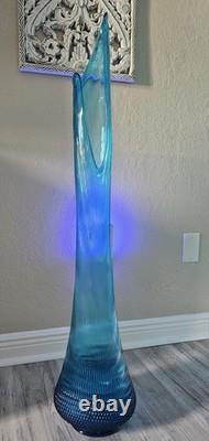 LE Smith Swung Floor Vase