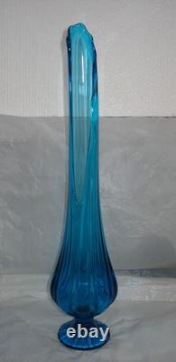 LE Smith Swung Vase Peacock Blue Footed Ribbed Glass 16.5 Tall