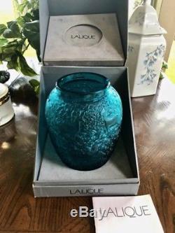 Lalique Biches Vase in Turquoise Crystal Excellent Condition Signed & Authentic