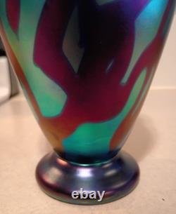 Large 9.5 Stunning 2002 Signed Robert Eickholt Iridescent Footed Art Glass Vase