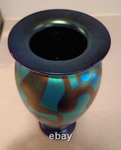 Large 9.5 Stunning 2002 Signed Robert Eickholt Iridescent Footed Art Glass Vase