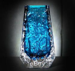 Lovely Geoffery Baxter Designed Whitefriars Kingfisher Blue Textured Coffin Vase