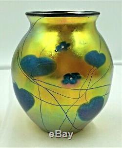 Lundberg Studio Hearts & Vines Art Glass Vase- Blue Hearts On Gold-signed 1981