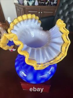 MCM Arte Murano Kristall Mery Cobalt Blue Vase Coin Dot withYellow Ruffled Rim