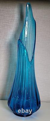 MCM L. E. Smith blue 21 3/4 tall Swung Vase Simplicity Ribbed 6 1/4 Fat Bottom