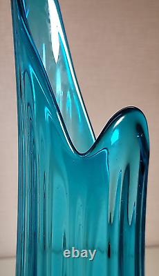 MCM L. E. Smith blue 21 3/4 tall Swung Vase Simplicity Ribbed 6 1/4 Fat Bottom