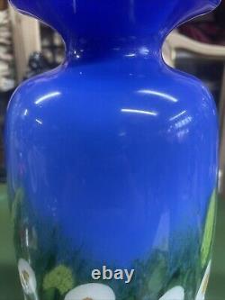 Mad Art Signed Glass Studio 2002 Blue Sky Daisy Floral Flower Vase Hand Blown