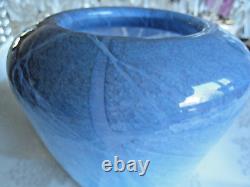 Michael Nourot Studio Glass. 4 1/2 Blue Swirl Vase. Signed & Beautiful. Nice