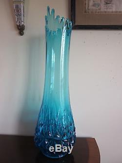 Mid Century L. E. Smith Glass Blue Swung Vase 23