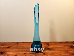 Mid Century L. E. Smith Peacock Blue Swung Stretch 3 Toed Foot Glass Vase 16