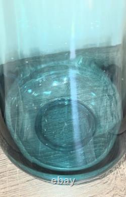 Mid-Century Modern Turquoise Swung Glass Vase Produced by L. E. Smith Glass 31 S