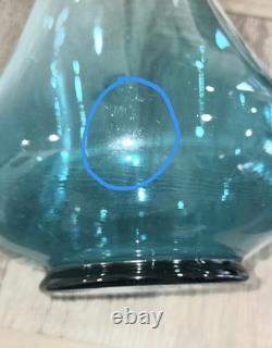 Mid-Century Modern Turquoise Swung Glass Vase Produced by L. E. Smith Glass 31 S Mid-Century Modern Turquoise Swung Glass Vase Produced by L. E. Smith Glass 31 S