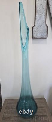 Mid-Century Modern Turquoise Swung Glass Vase Produced by L. E. Smith Glass 31 S