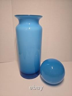 Mint! Mid-Century Modern POTTERY BARN blue & white cased glass Ball Vase Set