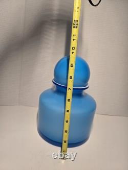 Mint! Mid-Century Modern POTTERY BARN blue & white cased glass Ball Vase Set