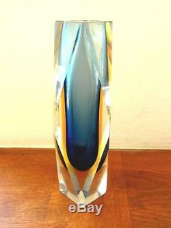 Murano Glass MANDRUZZATO Facet Crystal 21cm Blue & Yellow Sommerso 1960´s VASE