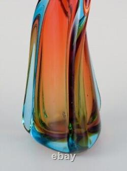 Murano, Italy, large twisted art glass vase in blue and red. 1960s/70s