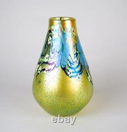 Orient & Flume Blue & Yellow Floral Iridescent Art Glass Vase Signed c. 1981