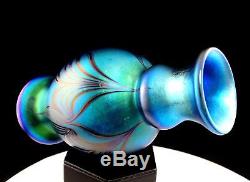 Orient & Flume Signed Art Glass Aurene Cobalt Blue Pulled Feather 8 1/2 Vase