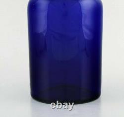 Otto Brauer for Holmegaard. Large vase / bottle in blue art glass. 1960's