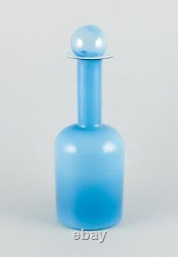 Otto Brauer for Holmegaard. Vase/bottle in turquoise mouth-blown art glass