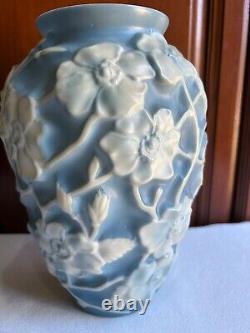 PHOENIX DOGWOOD BLUE With WHITE FLOWERS Vase Reuben Haley 1930's GLASS 10½