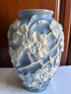 PHOENIX DOGWOOD BLUE With WHITE FLOWERS Vase Reuben Haley 1930's GLASS 10½