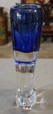 Polish Adam Jablonski Art Glass Blue/Clear Contemprary Style Vase (20th Century)
