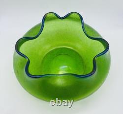 Pristine LOETZ Green CISELE IRIDESCENT GLASS RUFFLED BOWL/ VASE