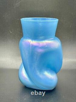 READ Antique Rare Kralik Free Form Pinched Twist Iridecent Art Glass Vase GLOWS