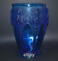 READ DETAILS Vintage Veryls Alpine Blue Thistle Cathedral Window 9.75 Tall Vase