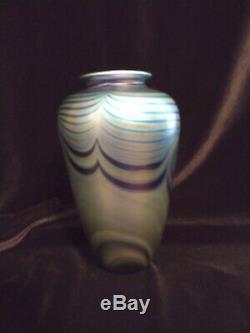 ROBERT EICKHOLT 8 Blue Green Gold Iridescent Art Glass Patterned Vase 1986