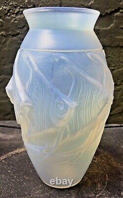 Rare Sabino Paris Art Deco Glass Fish Vase