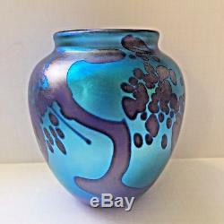 Robert Carlson Studio 1981 Hand Made Art Glass Blue Aurene Color Vase