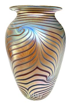 Robert Eickholt Gold Aurene Blue Luster King Tut Art Glass Vase 1988