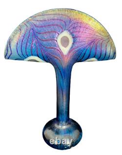 Robert Held Peacock Eye Pulled Feather Aurene Iridescent Art Glass Blue Fan Vase