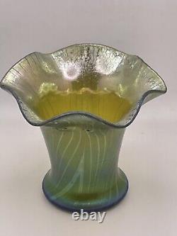 STEUBEN Blue Green Aurene Pulled Feather Ruffled Collar Glass Vase SIGNED