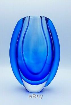 STUNNING! Cobalt Blue ART GLASS VASE CENTERPIECE SCULPTURE 8.5 Murano Style