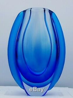 STUNNING! Cobalt Blue ART GLASS VASE CENTERPIECE SCULPTURE 8.5 Murano Style