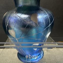 SUPER 1920's DURAND ART GLASS BLUE & WHITE HANGING HEART & VINE IRIDIZED VASE