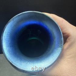 SUPER 1920's DURAND ART GLASS BLUE & WHITE HANGING HEART & VINE IRIDIZED VASE