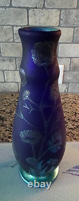 Signed 1984 Vandermark Floral Cameo Art Glass Debbie Miller Blue Aurene Vase