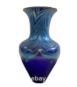 Signed 2000 Lundberg Studios Iridescent Blue, Pulled-Feather Art Glass Vase H-9